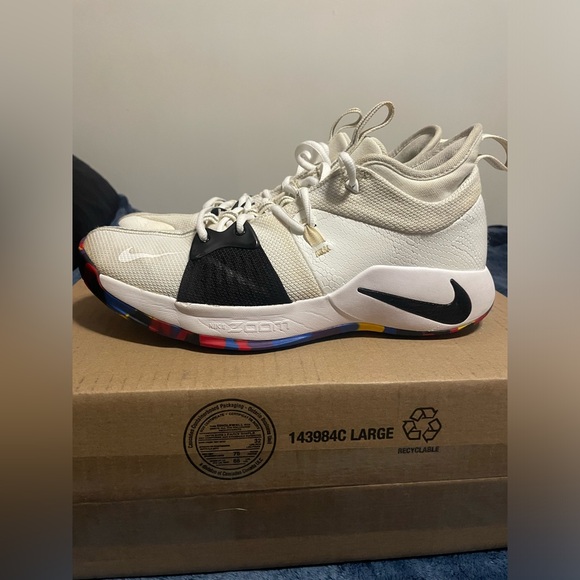 Nike PG 2 NCAA Size 13 - Picture 1 of 9
